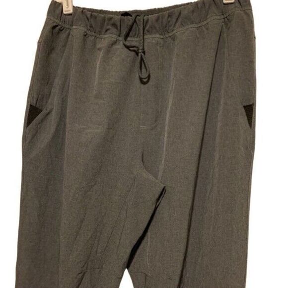 ADIDAS AERO READY SIZE MEDIUM GRAY THIN JOGGER STYLE PANTS - Picture 5 of 6